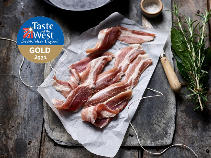 Organic Smoked Streaky Bacon