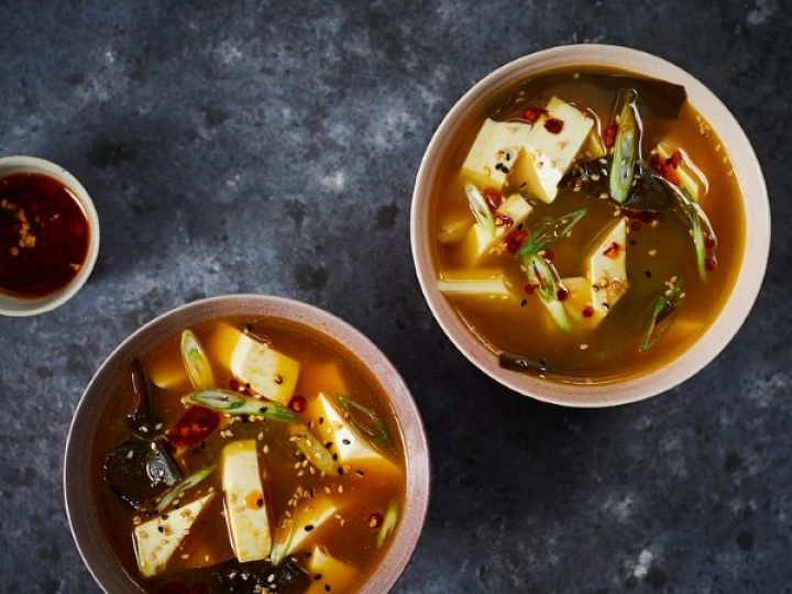 Miso Soup with Tofu & Spring Onion