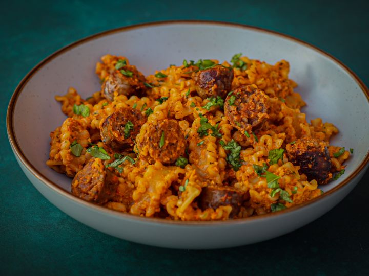 Organic Beef & Tomato Sausage Pasta with Roasted Tomato & Red Pepper Pesto